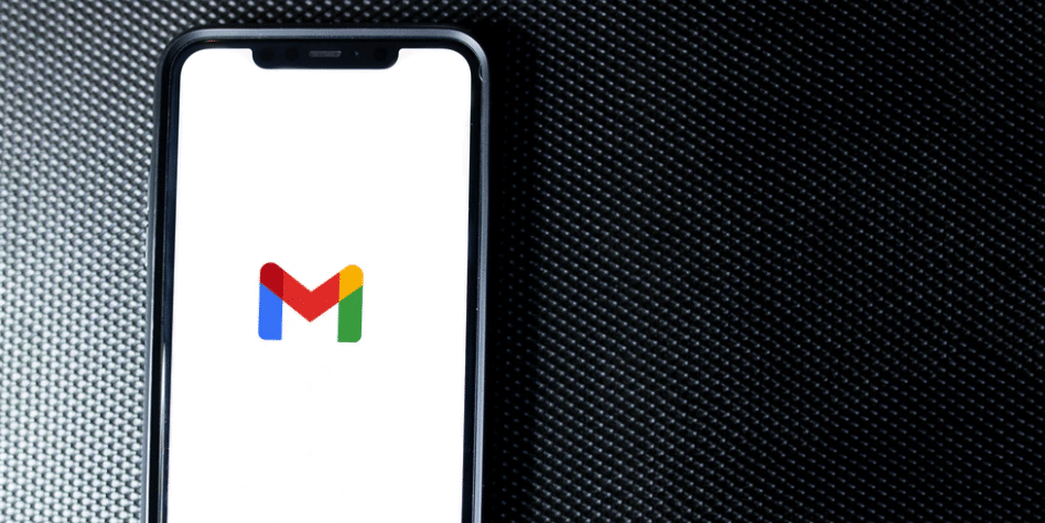 Read Magnets: The Secret to Better Email Scroll Rates